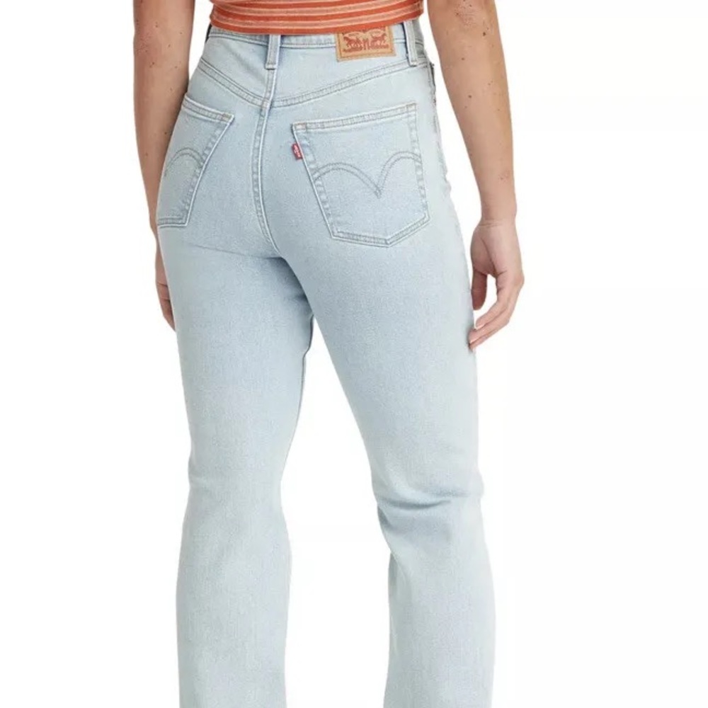 NWOT❤️ Levis Ribcage Flare High Rise Size 25